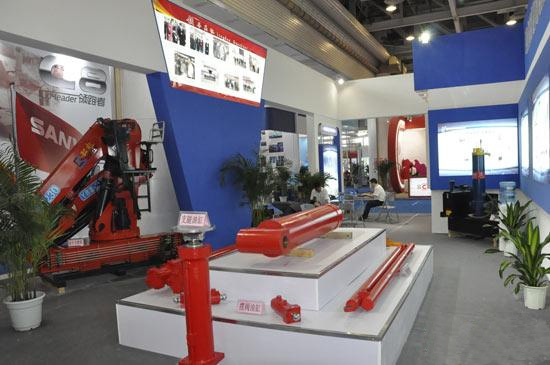 �����Ѻ�Ƽ��ɷ����޹�˾չ�^�L��